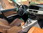 BMW Seria 3 320d Efficient Dynamics Luxury Line - 31