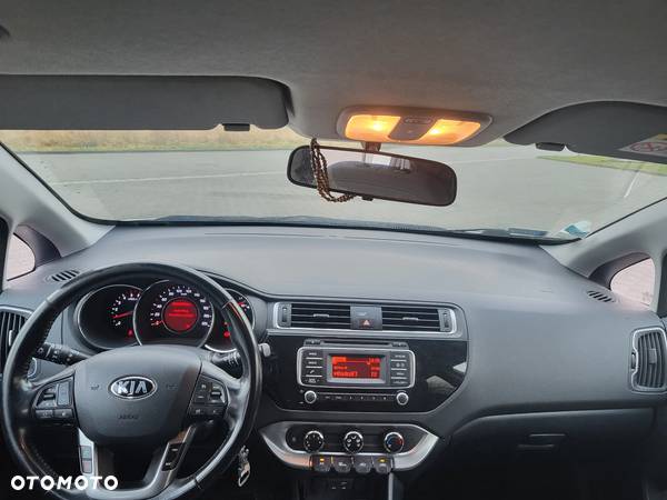 Kia Rio - 6