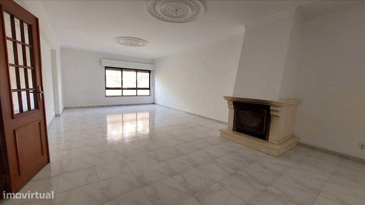 Apartamento em Sintra, Algueirão-Mem Martins - Grande imagem: 2/15