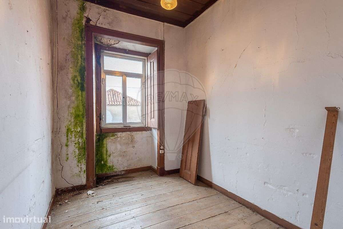 Moradia T6 para venda - Grande imagem: 5/16