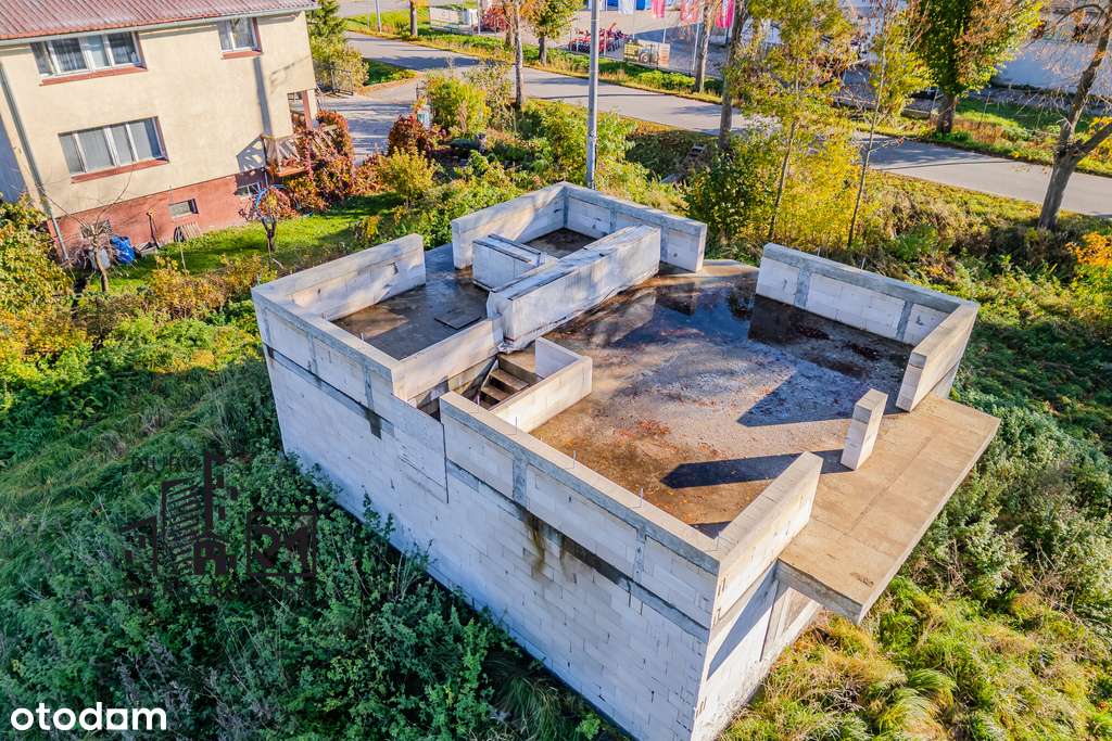 Dwie działki z rozpoczętą budową domu – Markusy-5