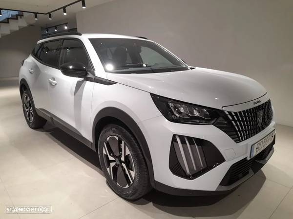 Peugeot 2008 1.2 PureTech Allure - 4