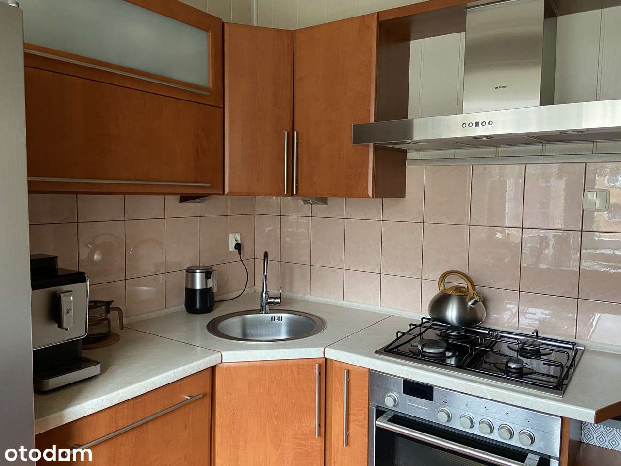 Mieszkanie z narożną loggią 72,4m2 | łazienki po remoncie! | Żyrardów-12