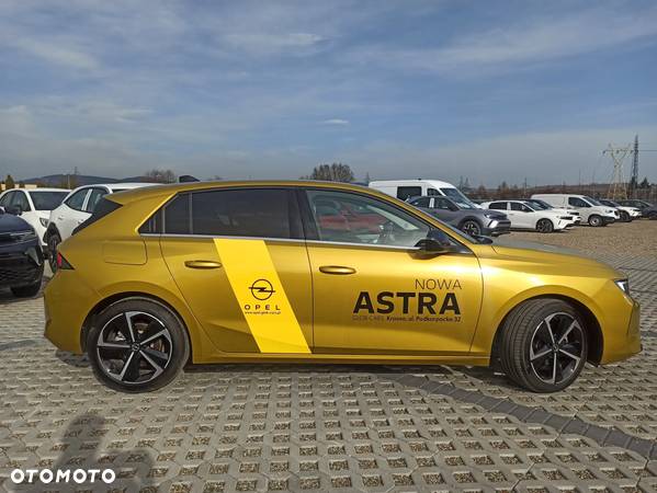 Opel Astra V 1.2 T Elegance S&S - 6