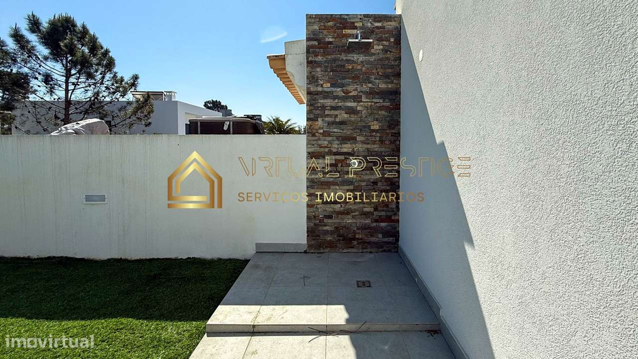 Moradia T4 Nova - 2 Suites - Piscina - Garagem - Valadares-36
