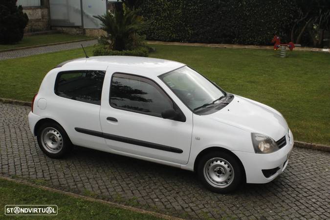 Renault CLIO STORIA - NACIONAL - A/C - 6