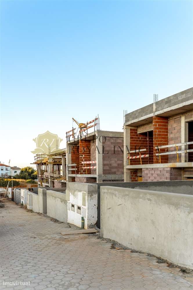 MORADIA V4 DE LUXO – PISCINA & JARDIM PRIVADO | FERRAGUDO - ALGARVE-8