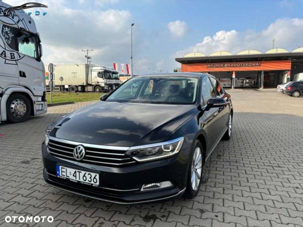 Volkswagen Passat 2.0 TDI BMT Highline DSG7 - 9