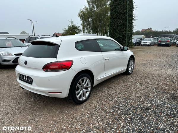 Volkswagen Scirocco 2.0 TDI - 12