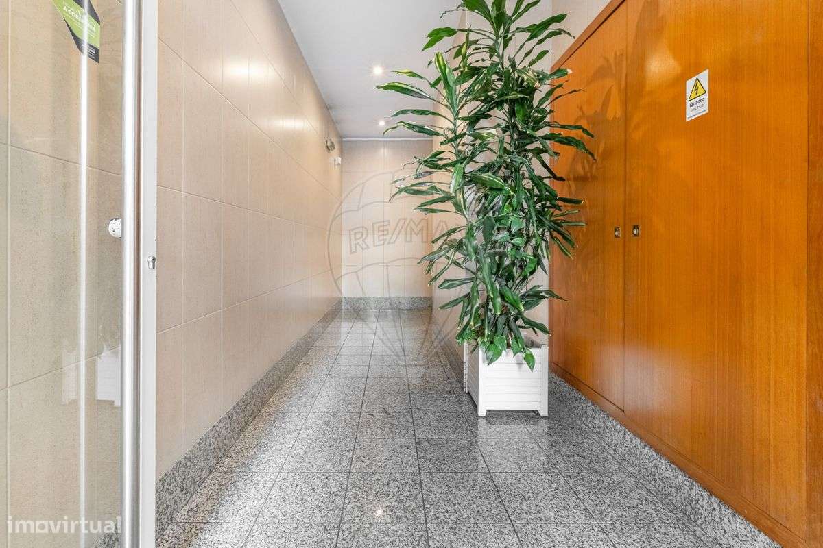 Apartamento T5 para arrendamento - Grande imagem: 4/28