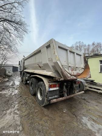 Mercedes-Benz Actros - 3