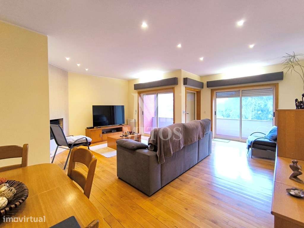 Moradia Geminada T3+1 - São Francisco - Grande imagem: 2/26