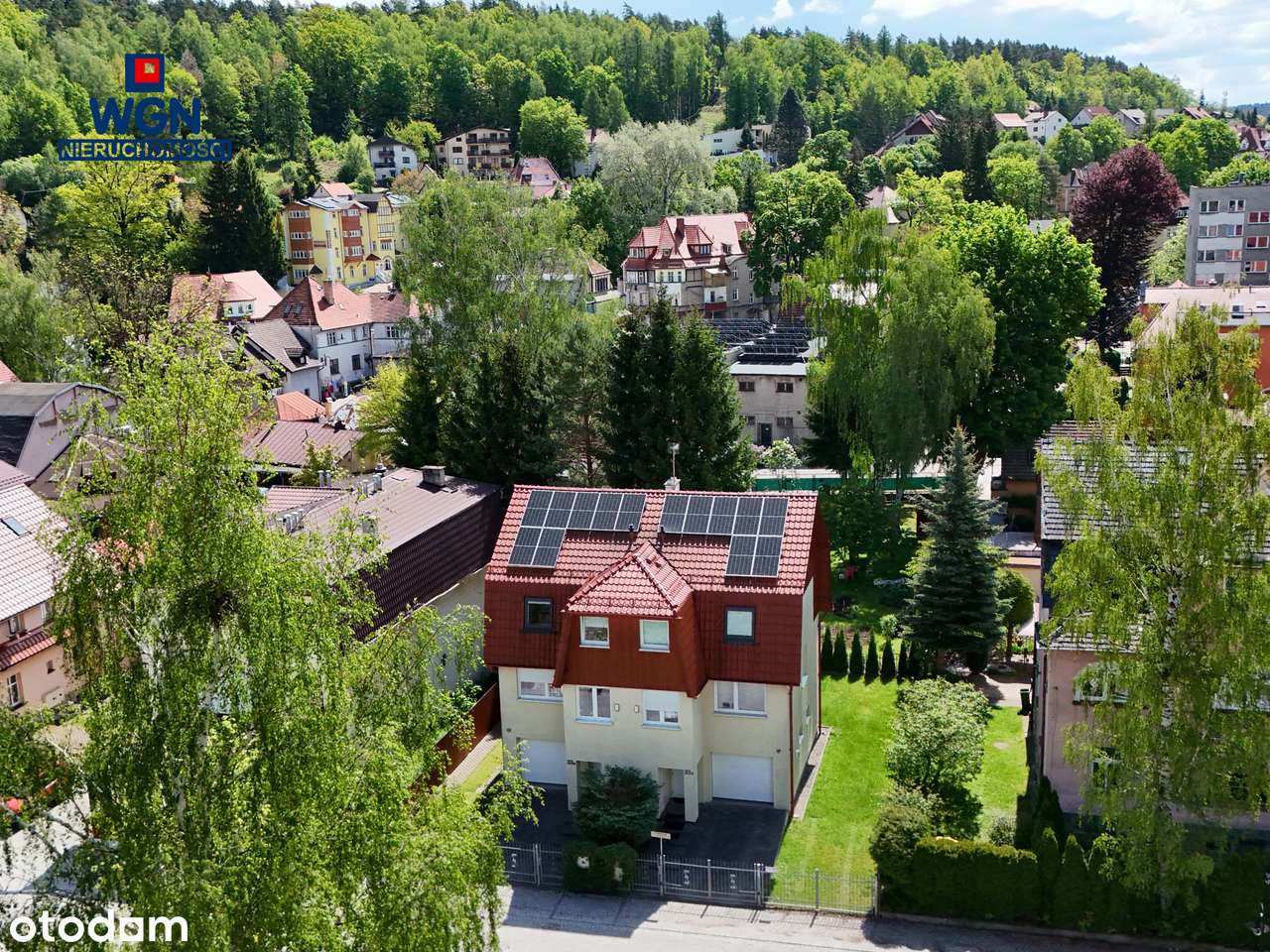 Dom w centrum uzdrowiska - Polanica-Zdrój.