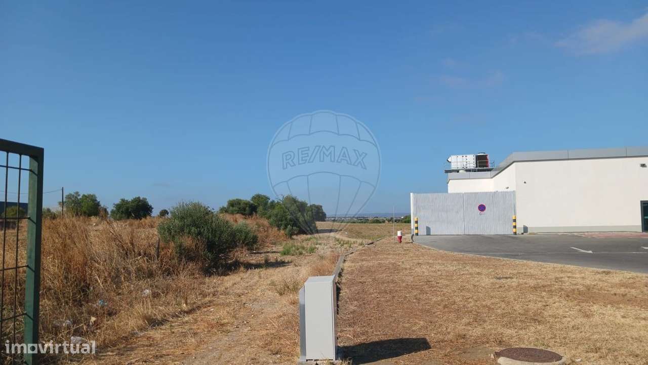 Terreno  para venda - Grande imagem: 2/5