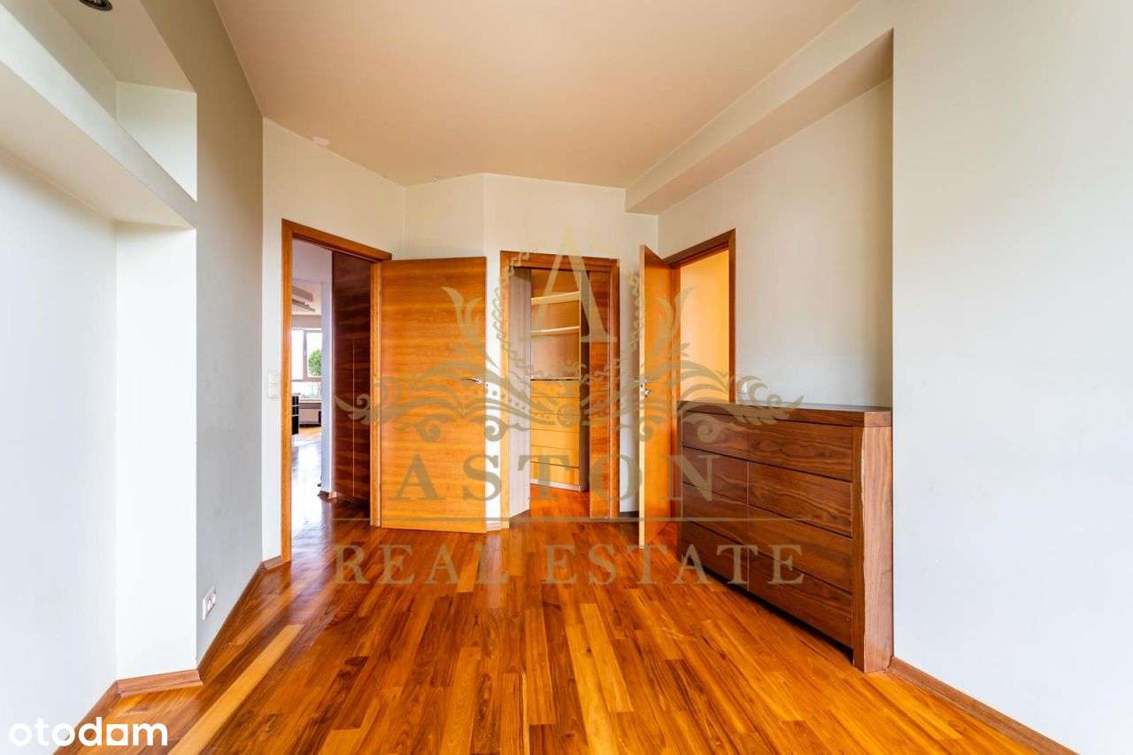 Luksusowy i przestronny apartament z tarasem-11