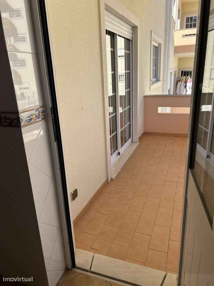 T3 com varanda e garagem - Grande imagem: 3/13