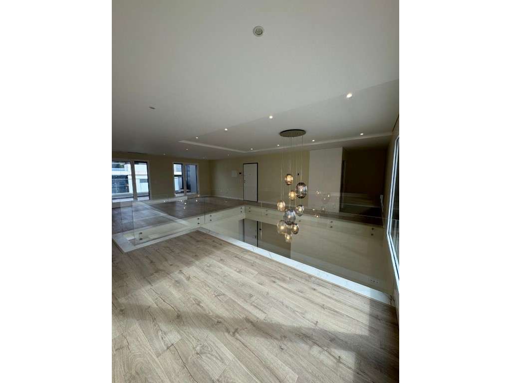 Duplex T3 de Luxo - Elegância, Conforto e Exclusividade num Condomí...-13