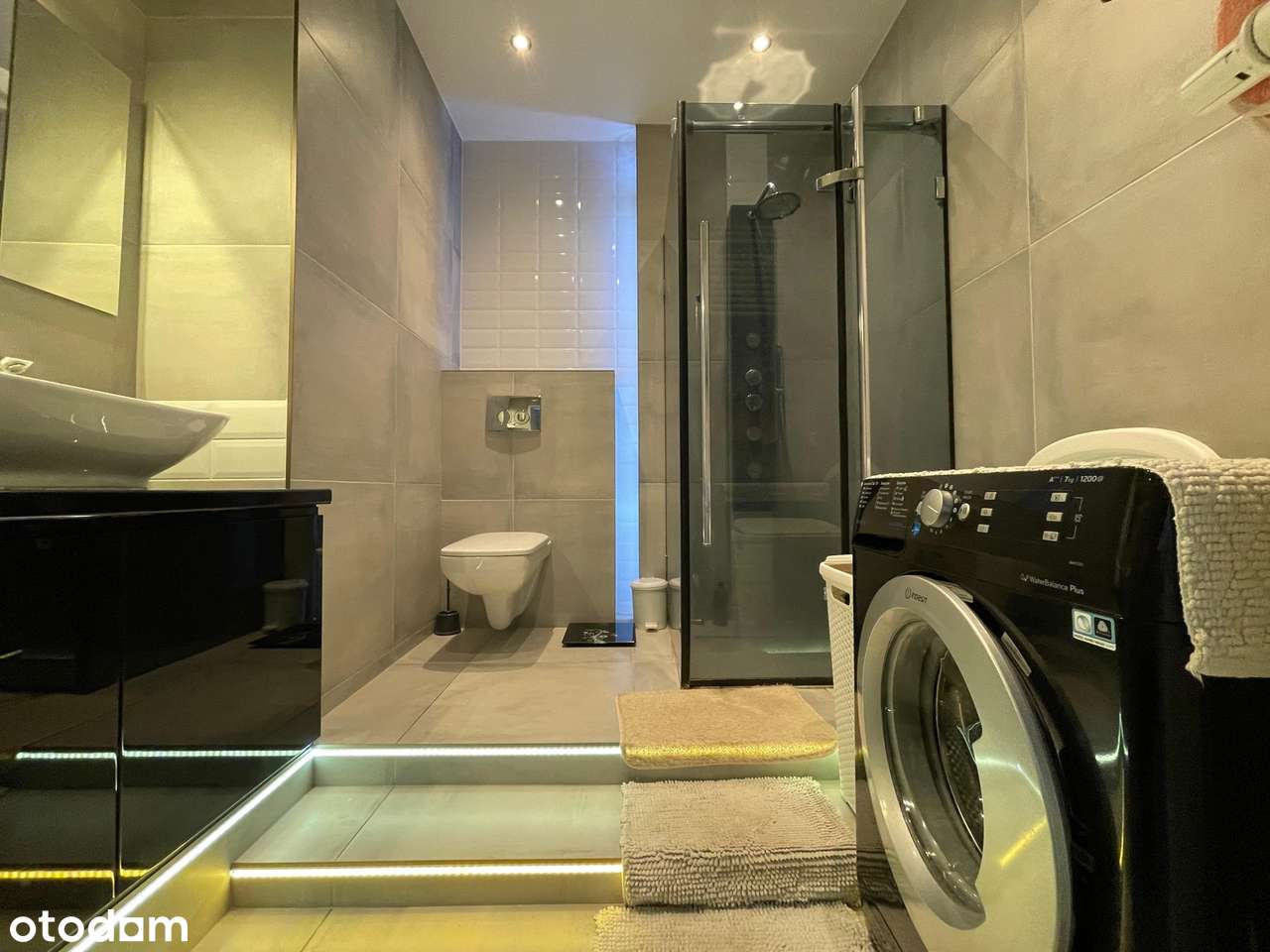 NOWA CENA! Mieszkanie 3 pokojowe w bloku z windą z miejscem postojowym-13