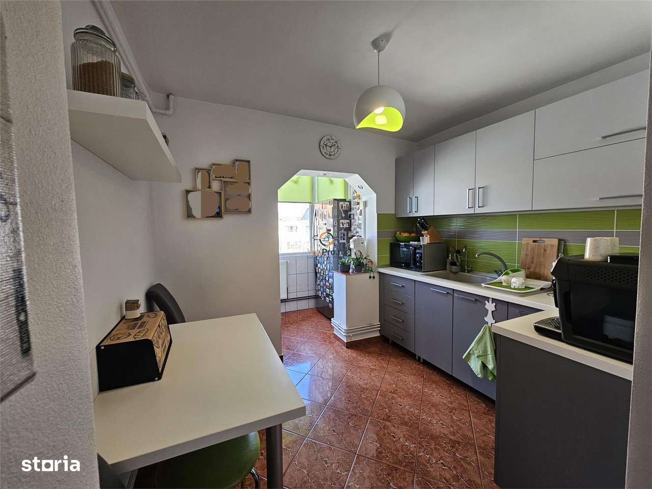 Apartament deosebit 3 camere decomandat zona Soarelui-0