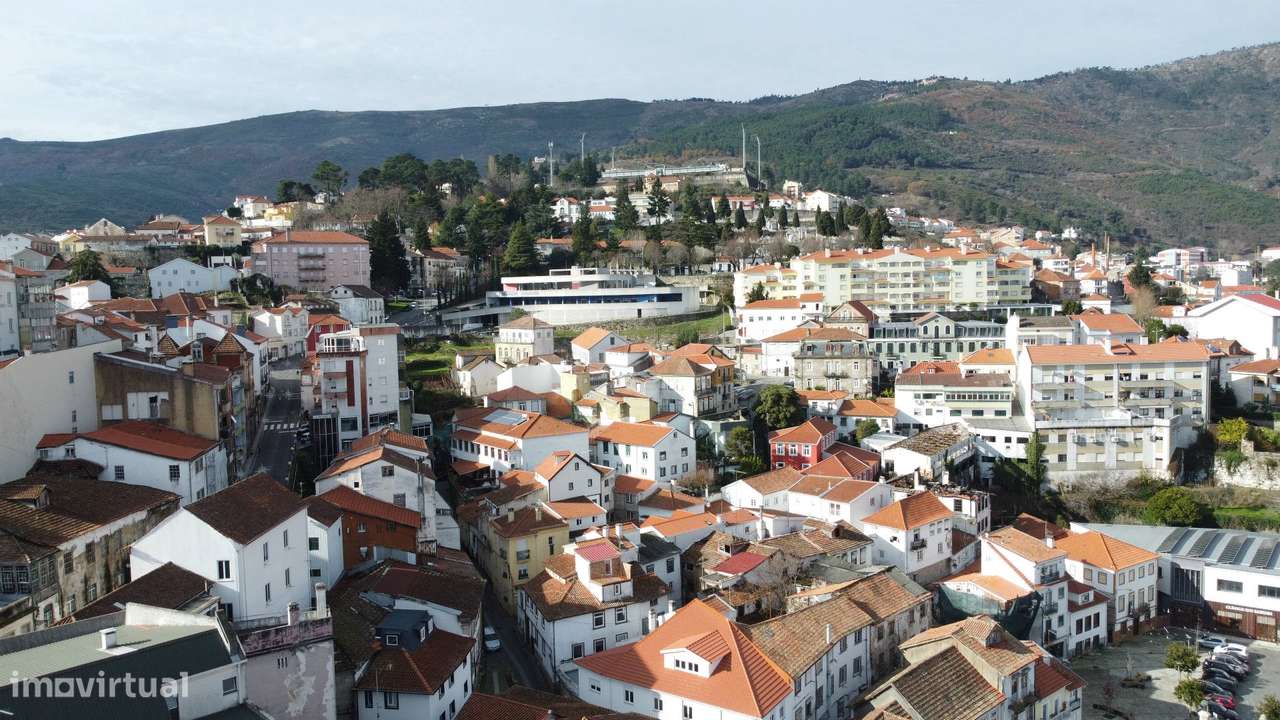 Investimento - Prédio c/ 5 Apartamentos - Centro da Covilhã - Rentabil - Grande imagem: 5/43