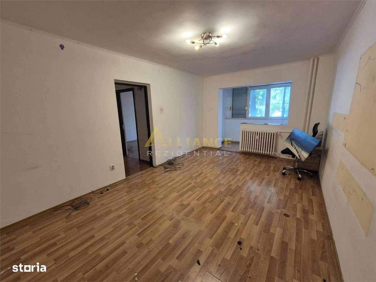 10 MINUTE METROU TITAN - DE RENOVAT - 2 CAMERE