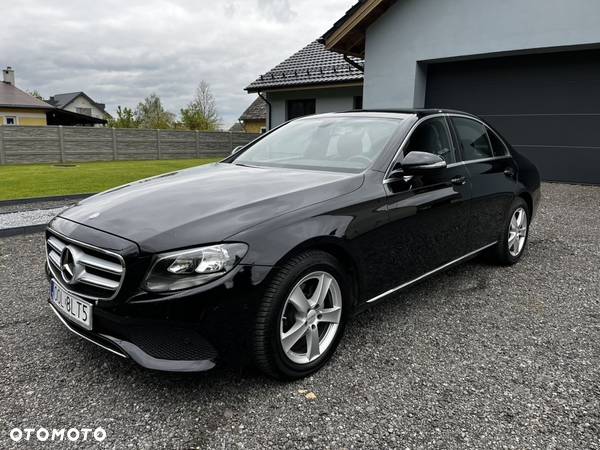 Mercedes-Benz Klasa E 200 CDI 7G-TRONIC Elegance - 1