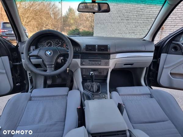 BMW Seria 5 520i - 19