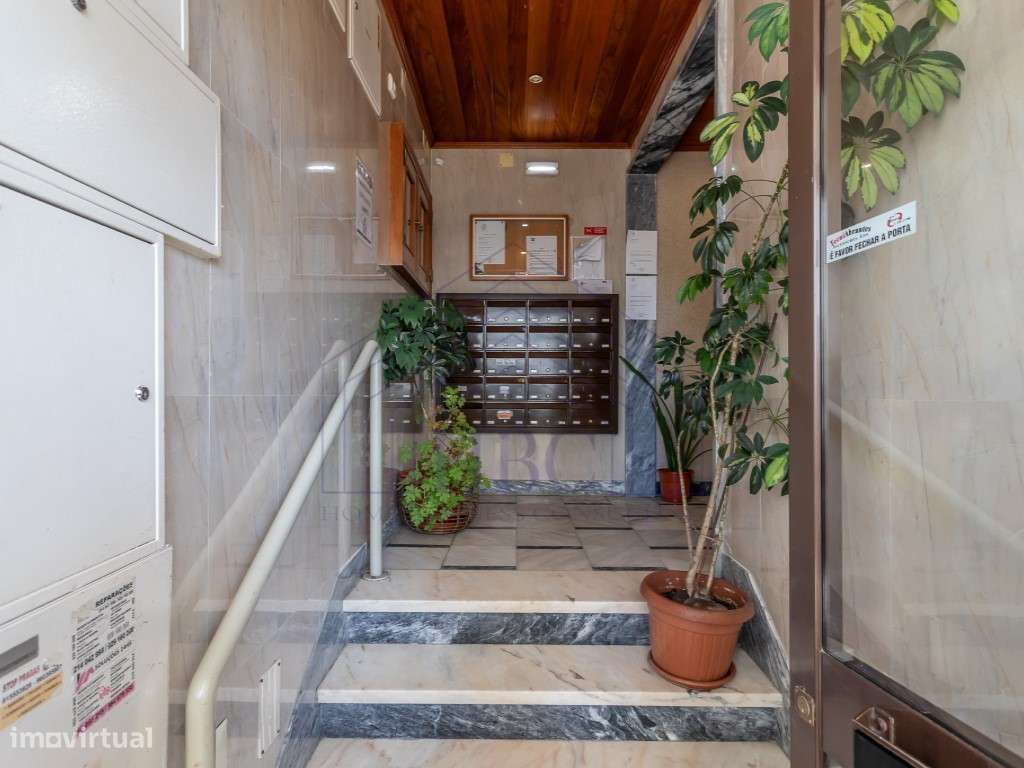 Apartamento T2 em Rio de Mouro - Conforto, Luz Natural e Excelente ...-30