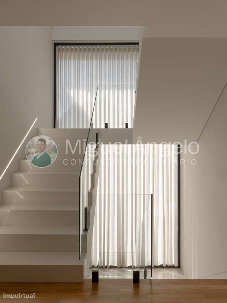 Moradia de luxo c/ piscina - pronta a habitar em Gondomar - 4 frentes-12