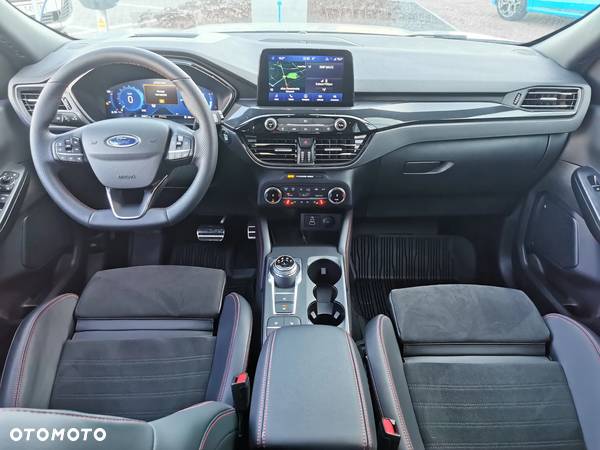 Ford Kuga - 9