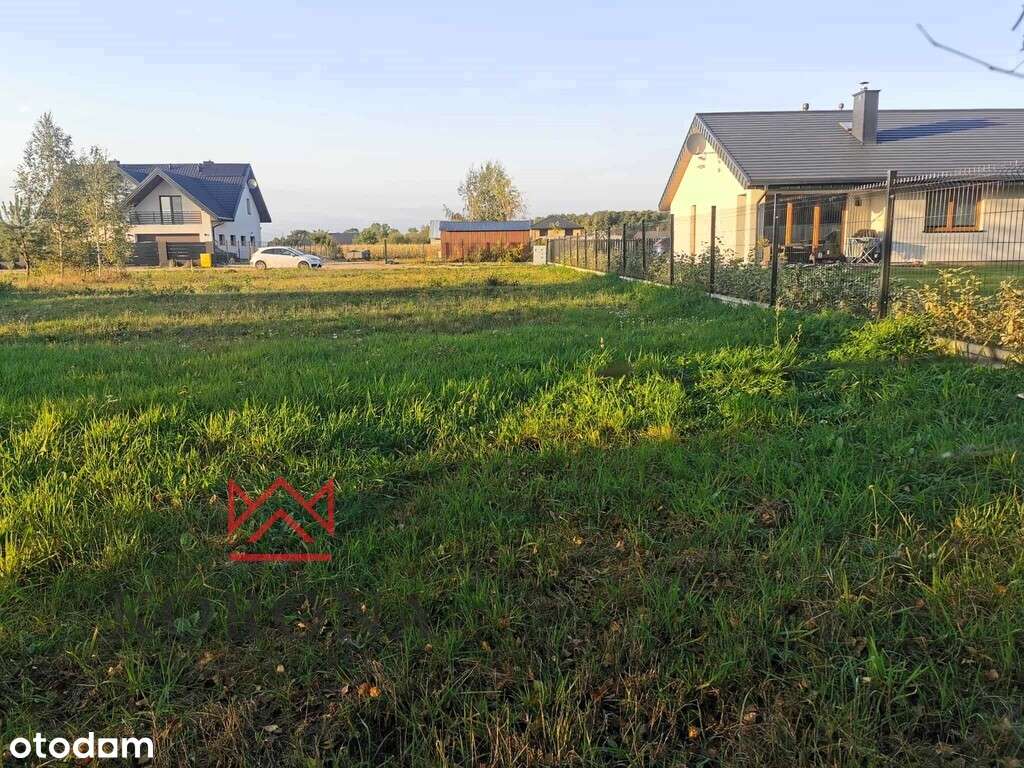 Atrakcyjna działka z warunkami zabudowy!!!-4