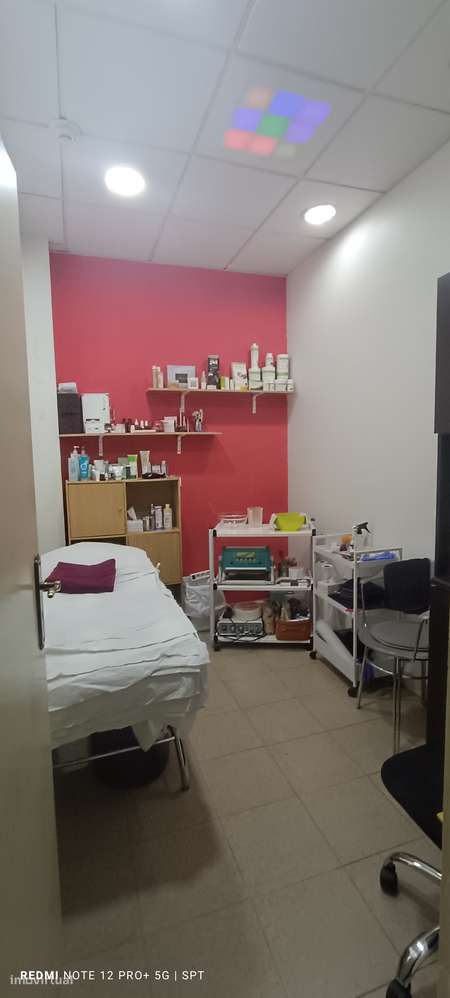 Loja na Zona Centro de Alverca - Grande imagem: 5/19