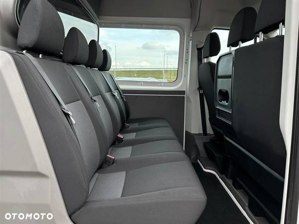 Volkswagen Crafter - 8