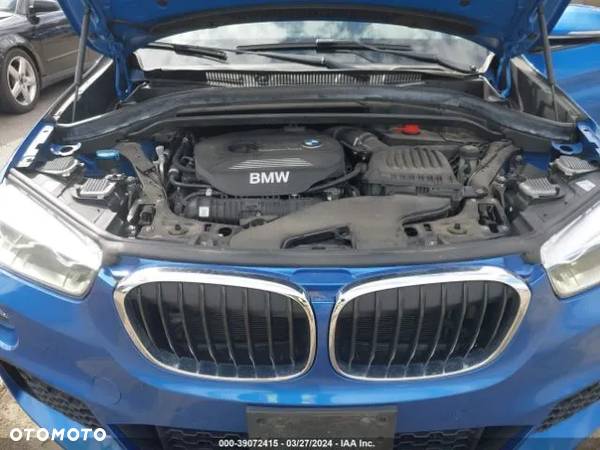 BMW X1 xDrive25i Sport Line sport - 10