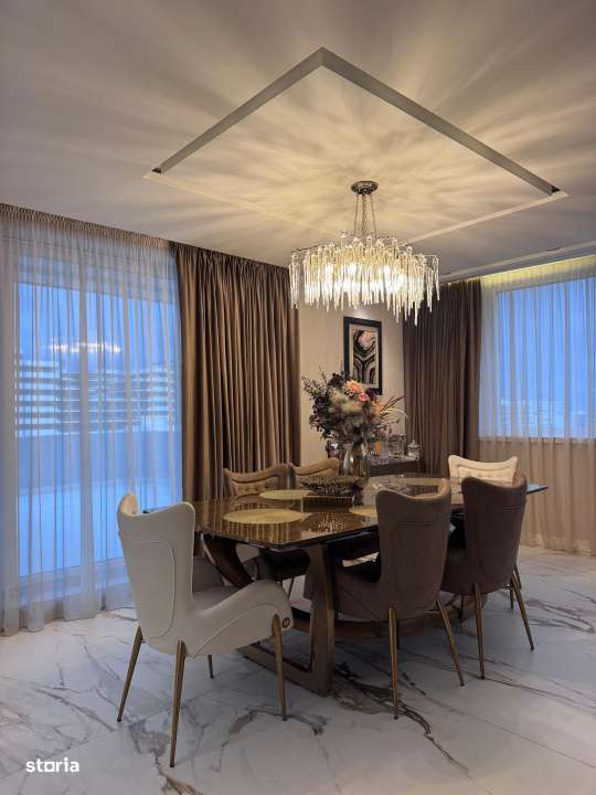 Penthouse futurist situat in Mamaia Nord-12