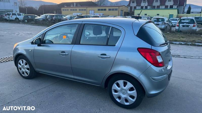 Opel Corsa 1.3 CDTI Cosmo - 9