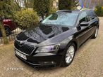 Skoda Superb Combi 2.0 TDI DSG Ambition - 39