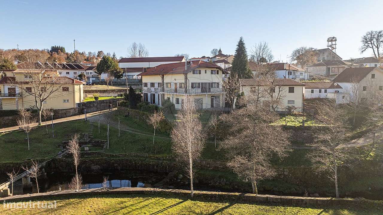 Moradia T11 para venda - Grande imagem: 3/50