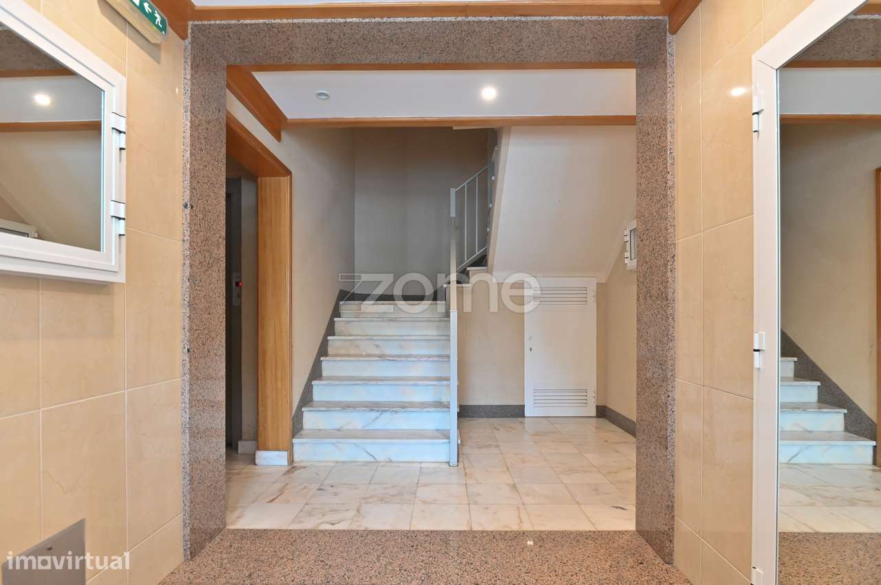 T3 | suíte| 105m2 | 4.º andar | 2 frentes - Grande imagem: 3/29