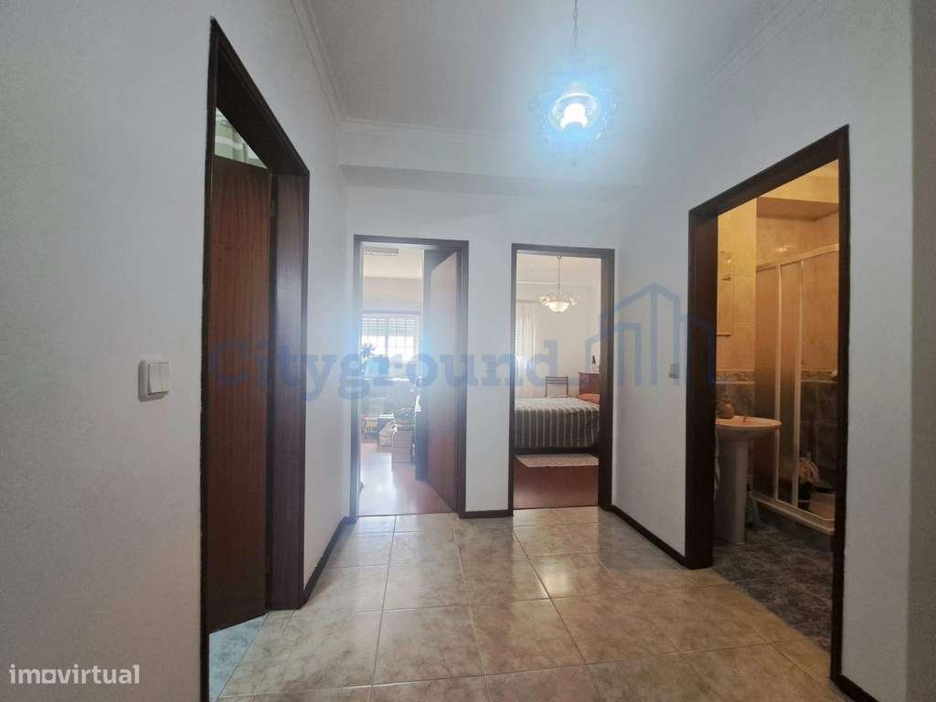 Excelente apartamento T3 com garagem e arrecadação - Marinha Grande-10