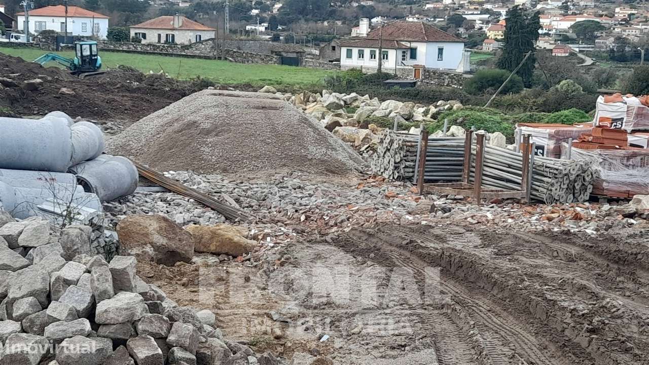 Terreno com Projeto Aprovado para Moradia T4 | Âncora, Caminha, Viana - Grande imagem: 3/19