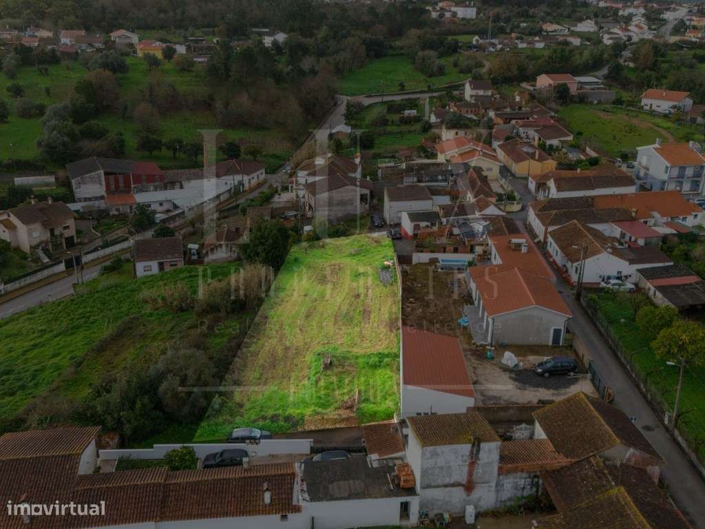 Terreno com Projeto | Rua do Outeiro, Ameal - Grande imagem: 3/20