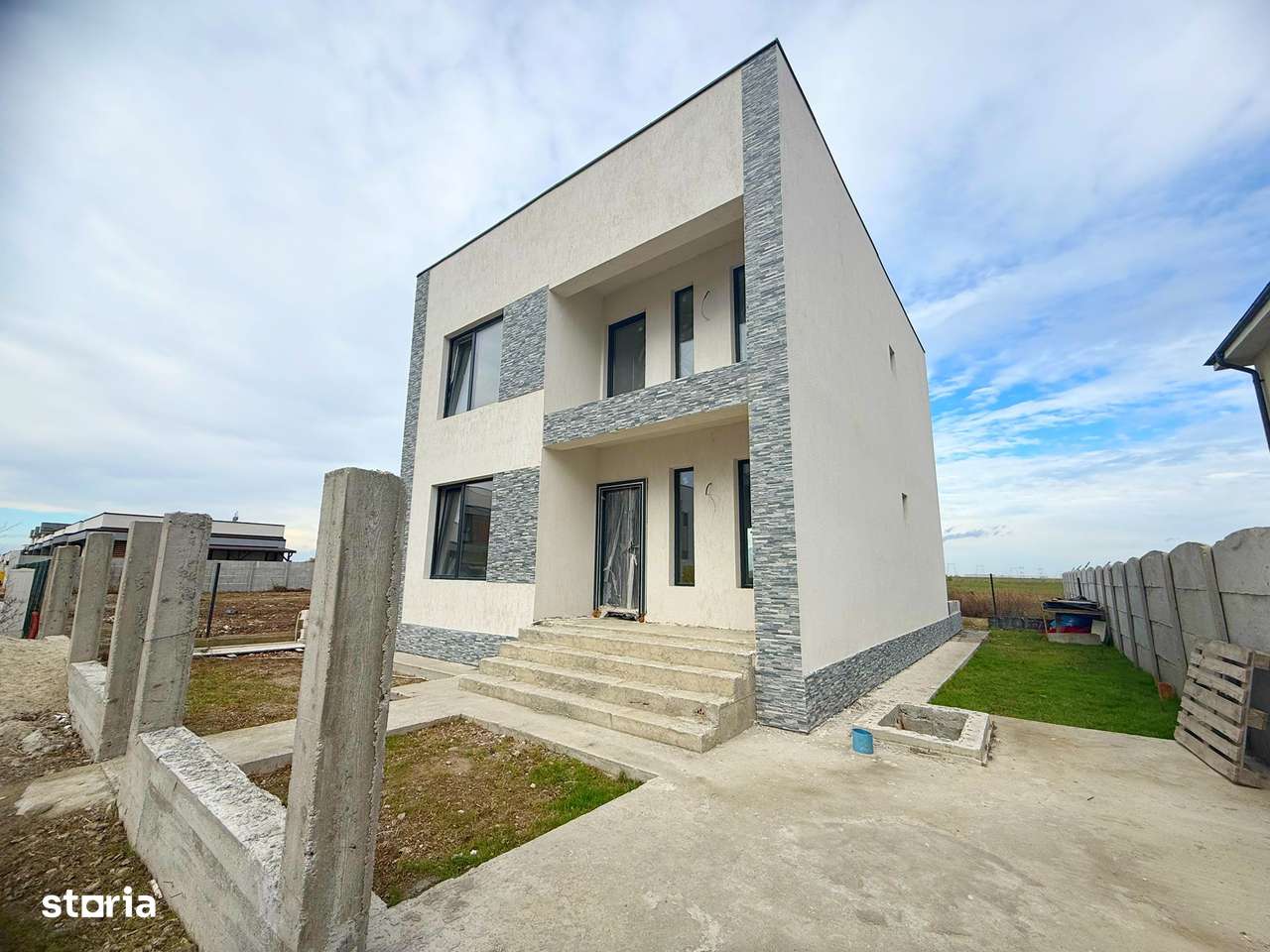 Vila individuala zona centrala / 5 Camere / 3 Bai / Teren 280 mp-0