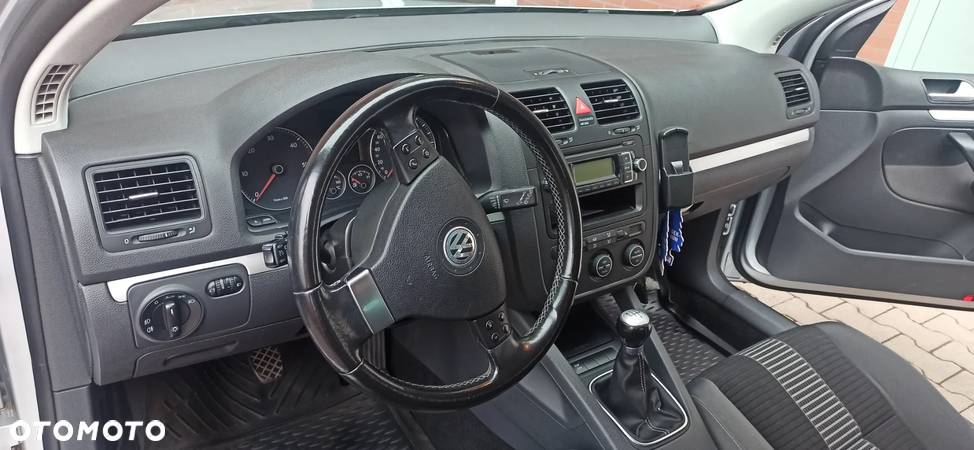 Volkswagen Golf V 1.9 TDI 4Mot Comfortline - 11