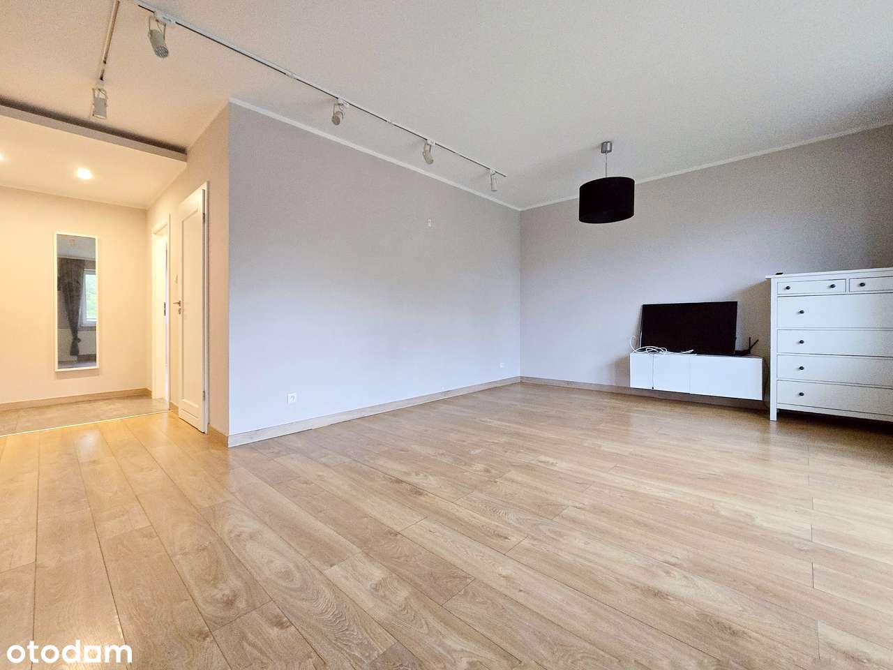 Brzozowicka, 3-pokojowy apartament z dużym balkonem, bez prowizji - Pełny obrazek: 4/16