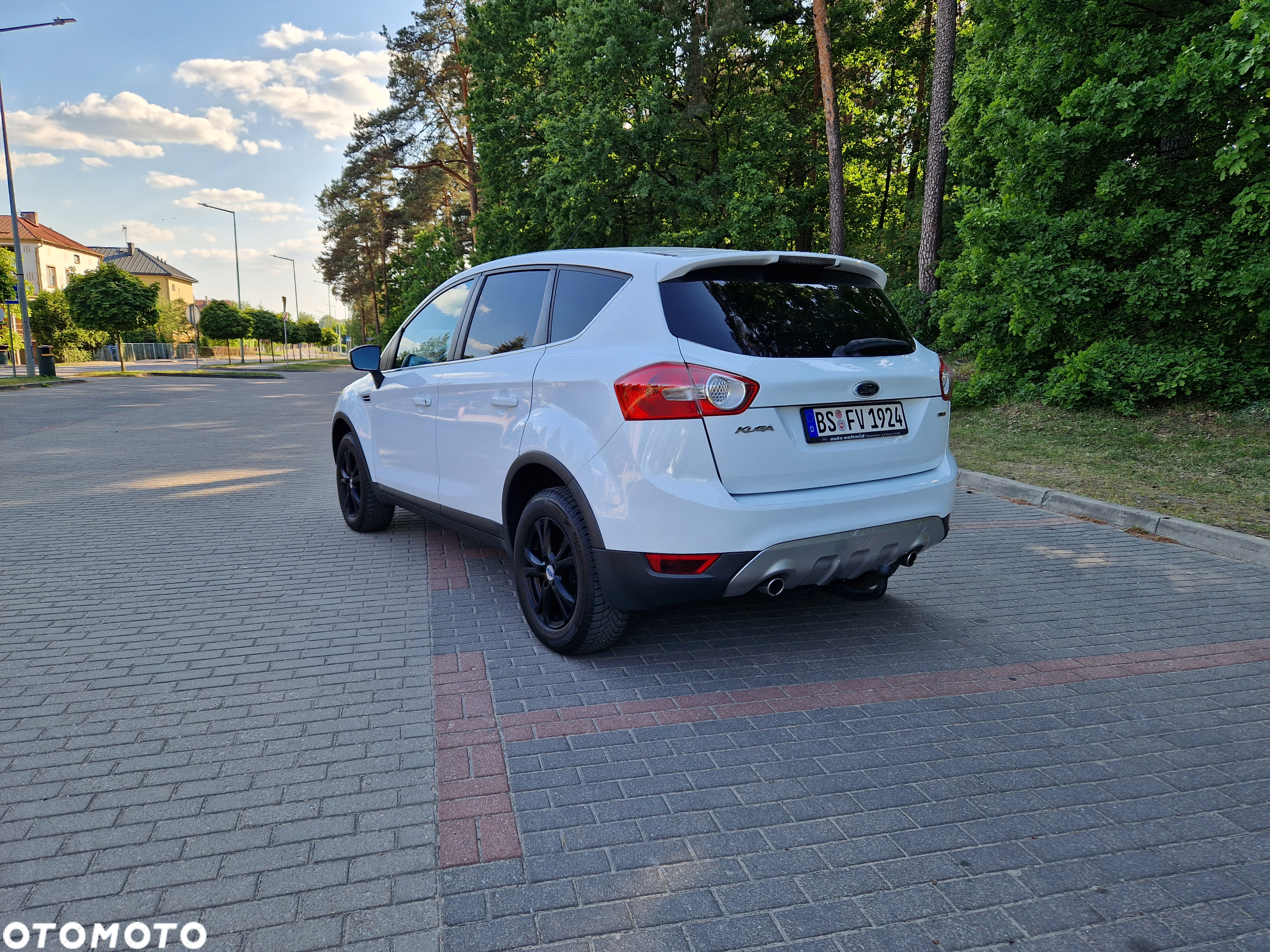 Ford Kuga - 12