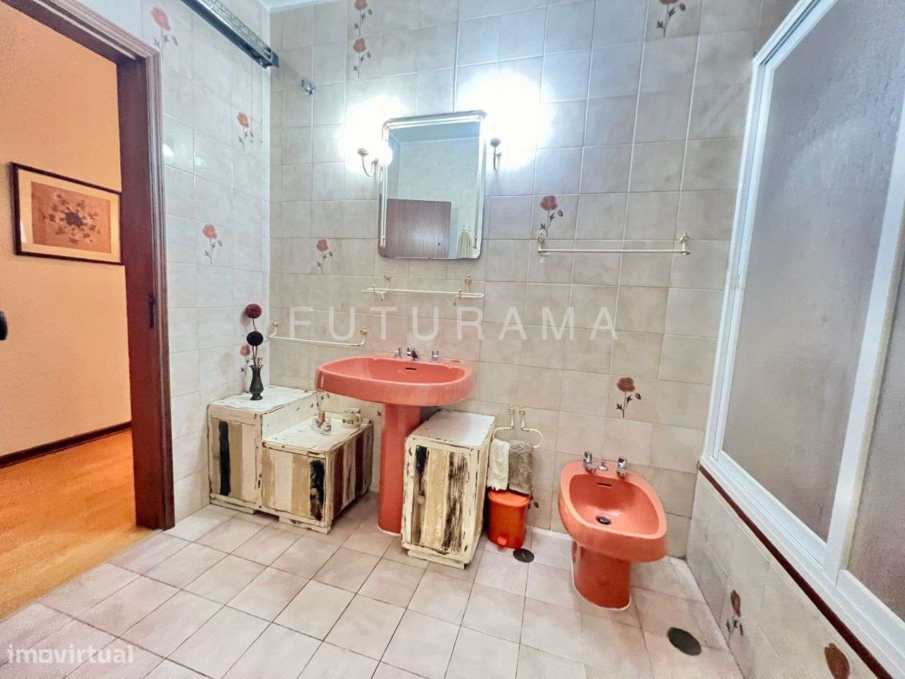 Apartamento T3 na Torre Londres, nas Palmeiras - Oeiras-19