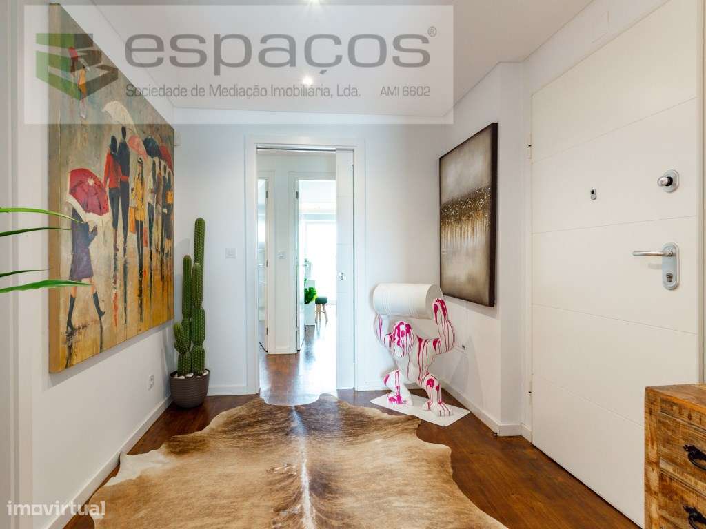 Fantástico T4 com Terraço Privativo, Varanda, Box , Vista Rio, Quin...-29