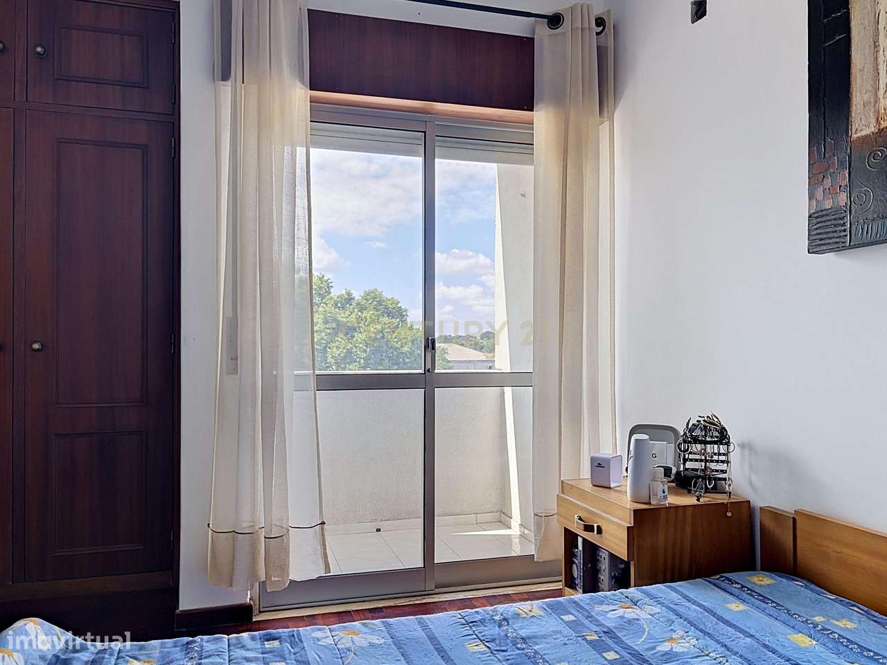 Apartamento T2 em em Paio Pires com excelentes áreas, perto de todas a-9