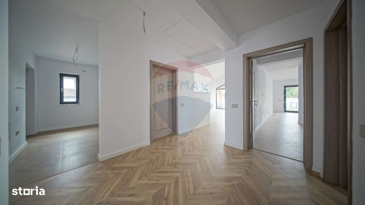 Comision 0 %! Casă cu 4 camere de vânzare în zona Stupini! - Imagine principală: 5/20